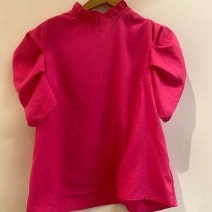 Adorable top, size large!